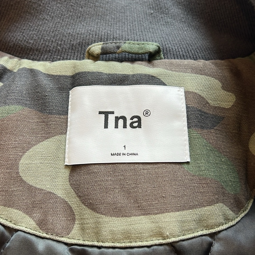 TNA Jacket - Picture 3 of 3